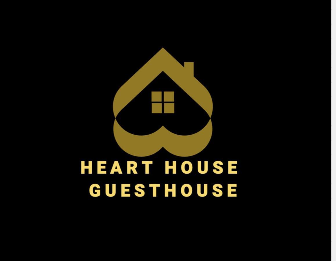 Heart House Guesthouse Reykjavik Exterior photo