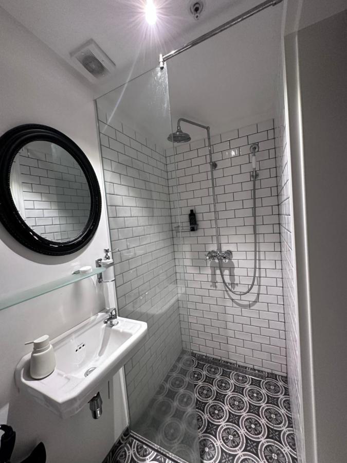 Heart House Guesthouse Reykjavik Exterior photo